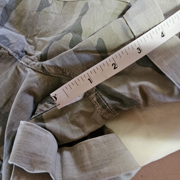 Camouflage Shorts - Picture 5 of 6